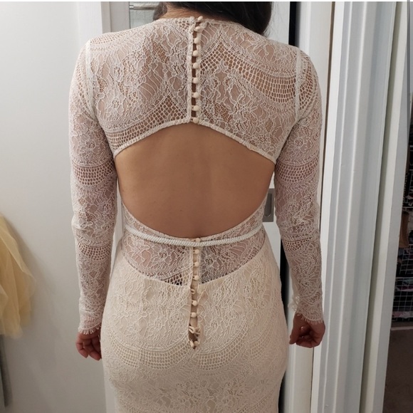 NEW TULAROSA X REVOLVE BOHO IVORY LACE LONGSLEEVE WEDDING DRESS GOWN 4 - Picture 9 of 17